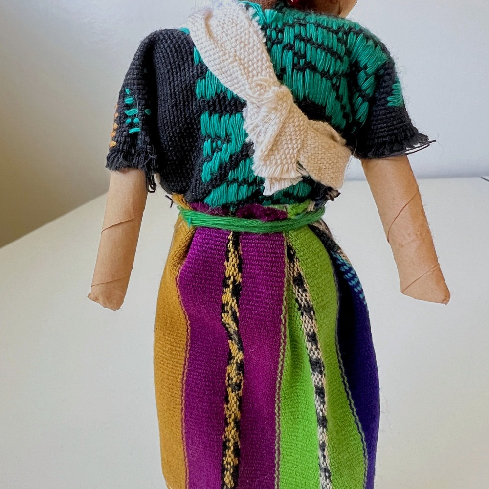 Vintage Guatemalan Folk Art Mother Baby Doll Basket Handmade 9.5" - Picture 6 of 14